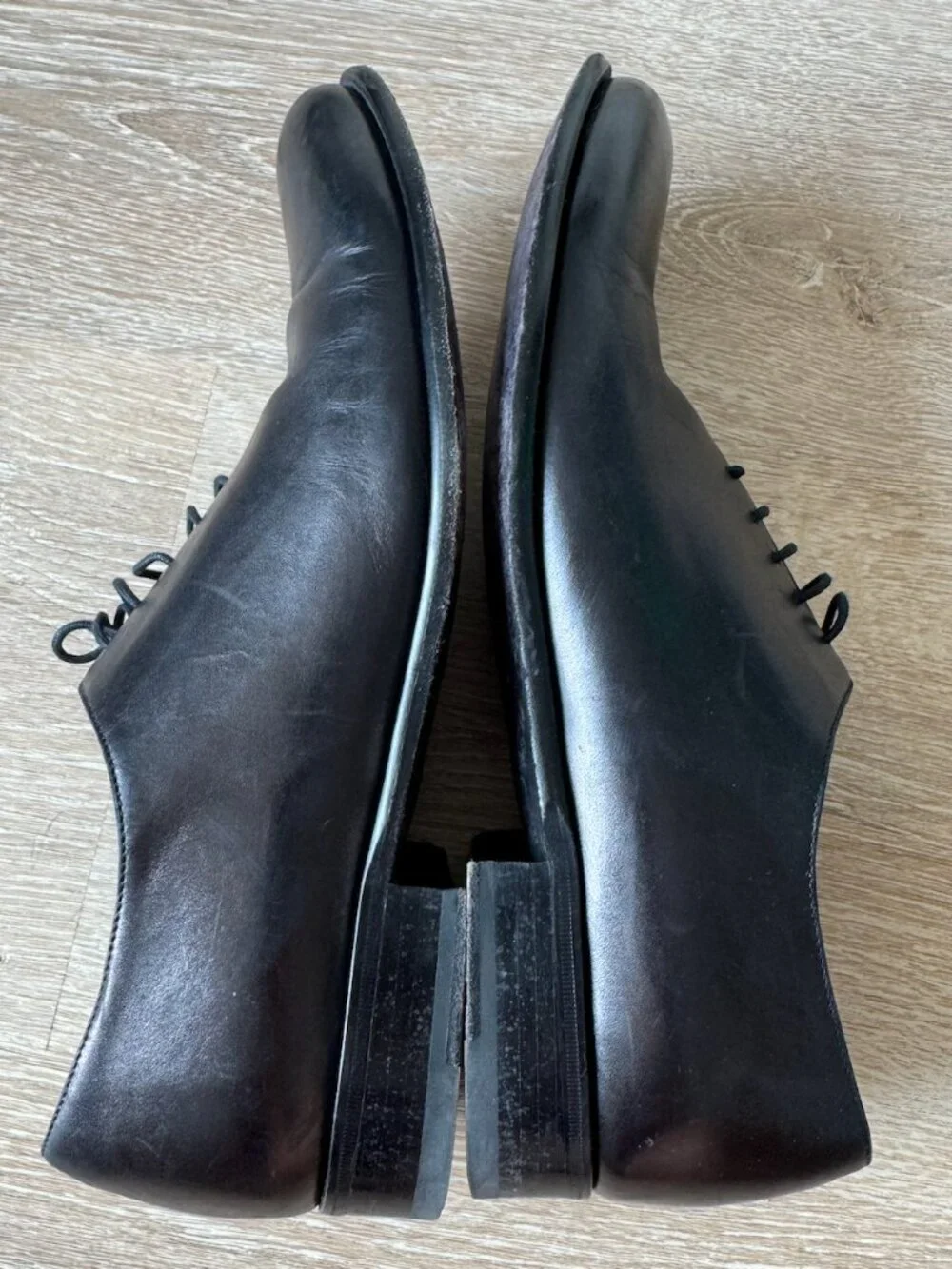 Paul Evans Black Leather Oxfords in Size 10